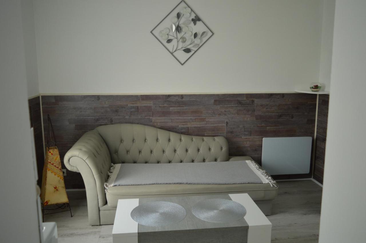 Monteaux Au Coeur Du Bien Etre, Chambre D'Hotes Avec Piscine Chauffee Et Couverte, Spa, Sauna, Massages מראה חיצוני תמונה