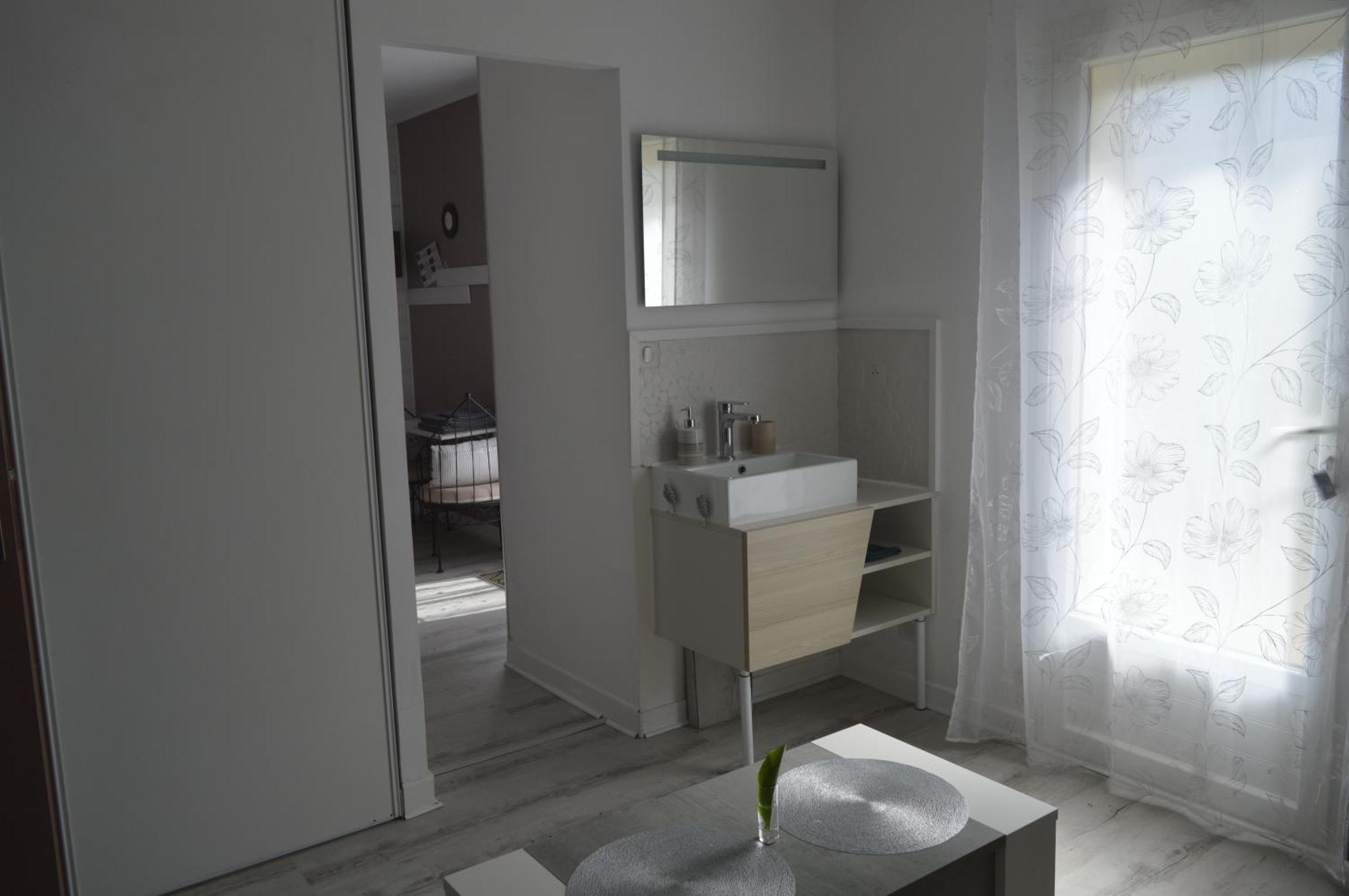 Monteaux Au Coeur Du Bien Etre, Chambre D'Hotes Avec Piscine Chauffee Et Couverte, Spa, Sauna, Massages מראה חיצוני תמונה